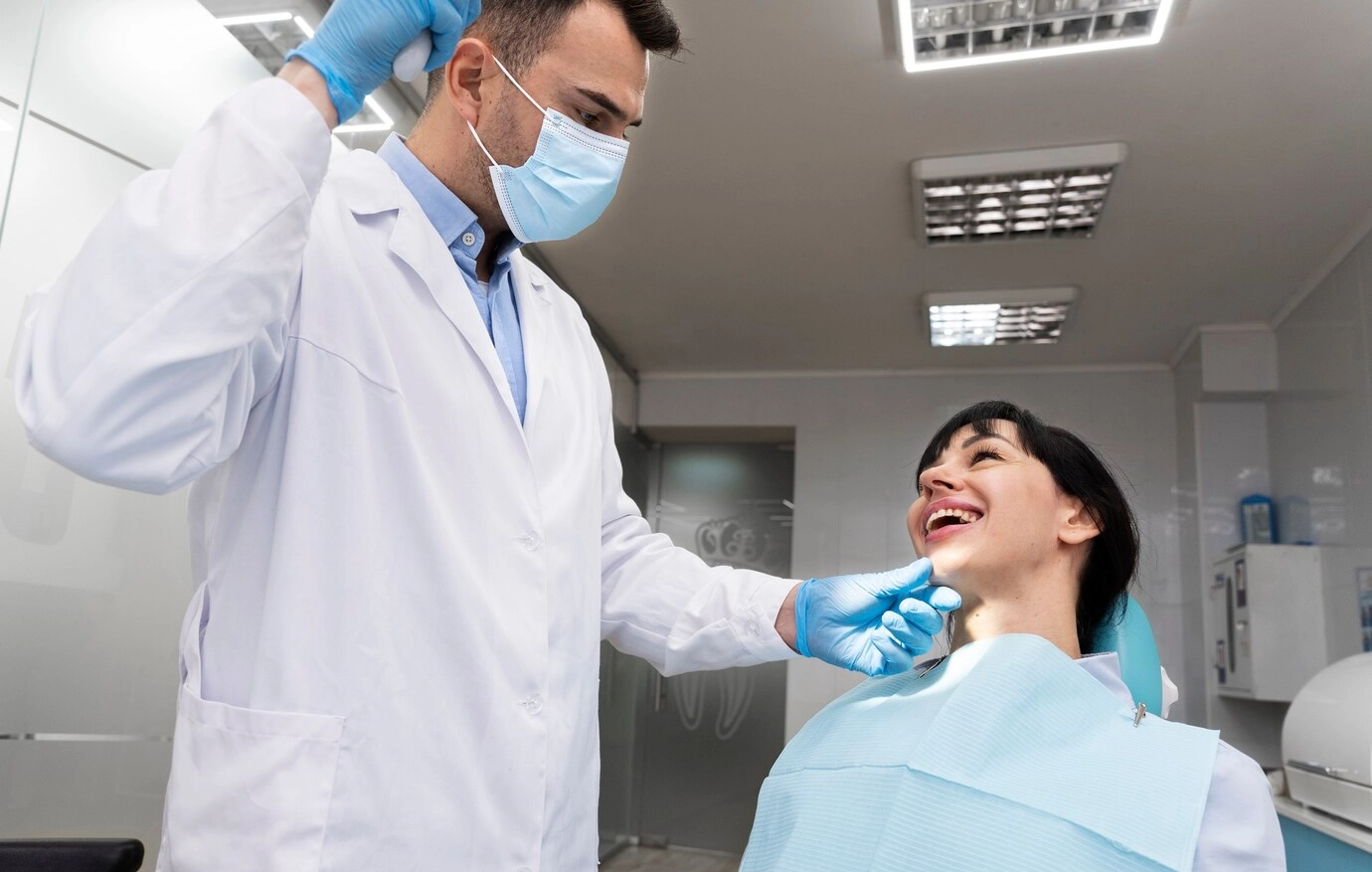 What to Expect During Your First Visit to the Dentist's Office